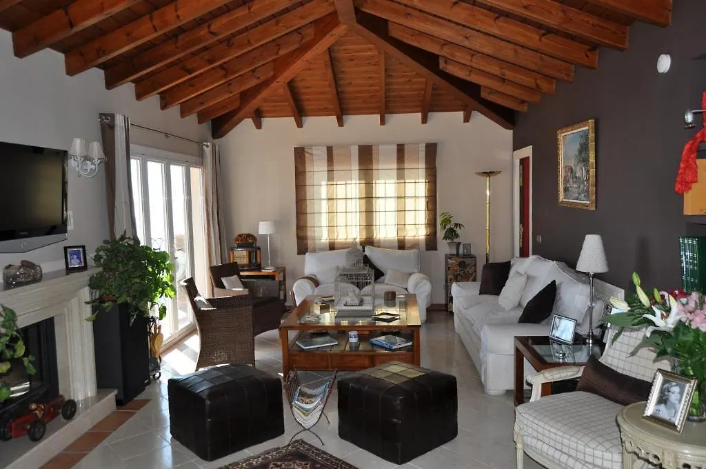 Welcome Inn Nerja Guest House Luxury Bed & Breakfast-1